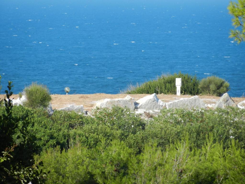 Tenuta Molino Di Mare- Ecoresort Con Villini Rodi Garganico Exterior foto
