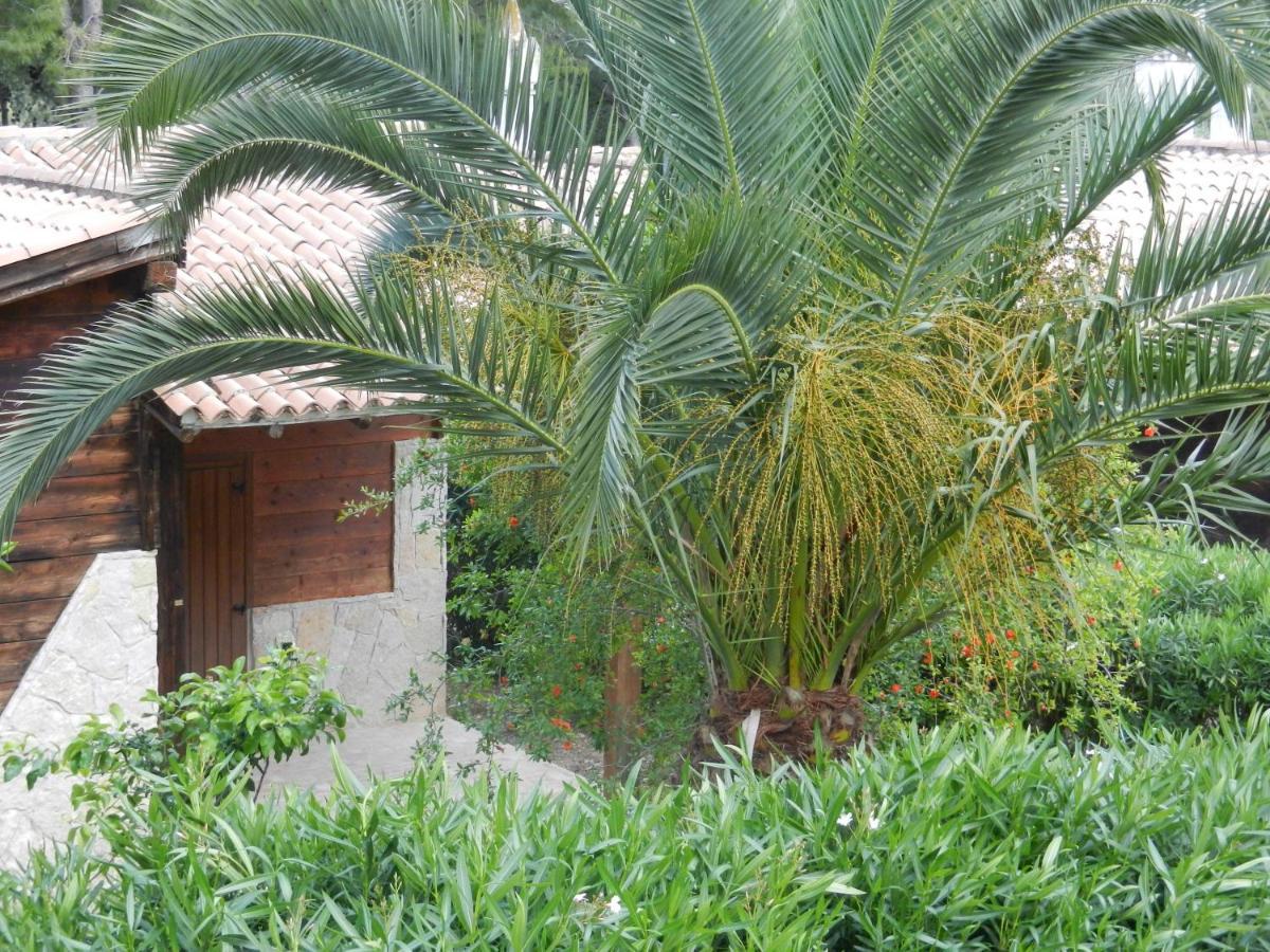 Tenuta Molino Di Mare- Ecoresort Con Villini Rodi Garganico Exterior foto